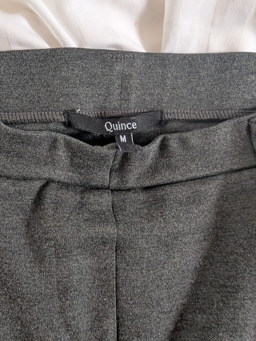 Quince Ultra-Stretch Ponte Straight Leg 4-Pocket Pants - M (30" Inseam) - Picture 9 of 12